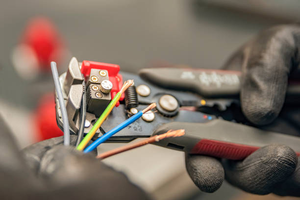 Best Circuit Breaker Repair  in Lo, HI